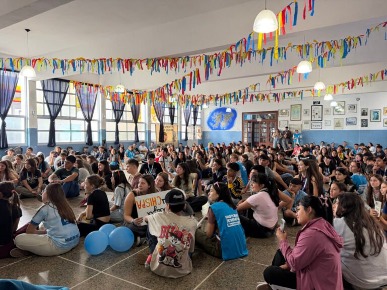 Lobos: el Colegio abrió sus puertas a la Acampada Juvenil de Mercedes-Luján