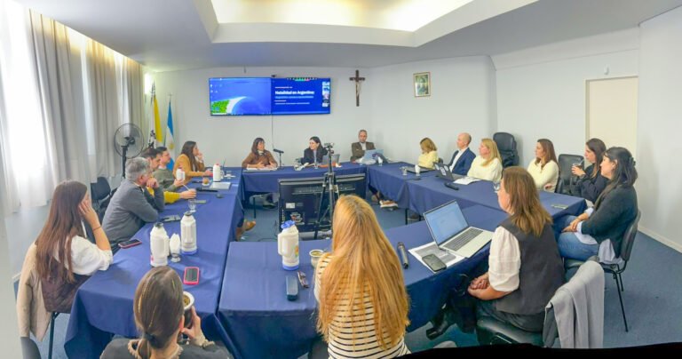 El Directorio de Fasta analiza el impacto de la caída de la natalidad en el futuro de las obras educativas