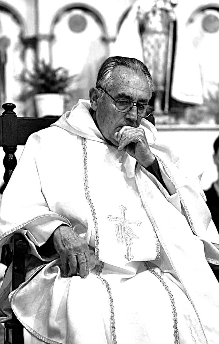 Adversidades humanas, para bien de la Iglesia