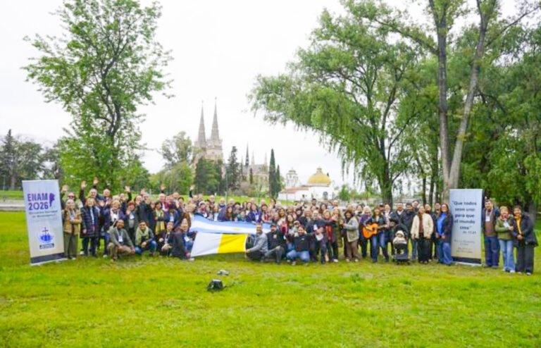 Fasta junto a los  movimientos eclesiales nacionales en clave sinodal