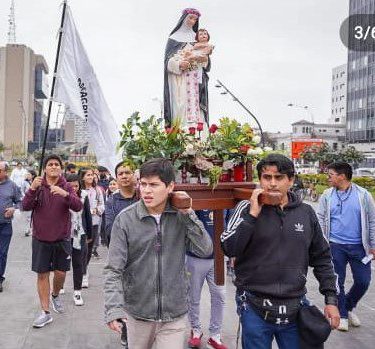 Lima: la comunidad peregrinó junto a Santa Rosa