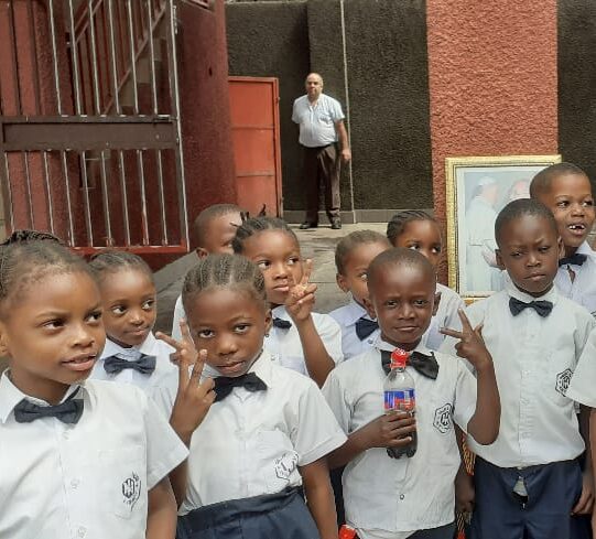 Por Fasta Kinshasa: «Reza, misiona, aporta, comparte», te necesitamos