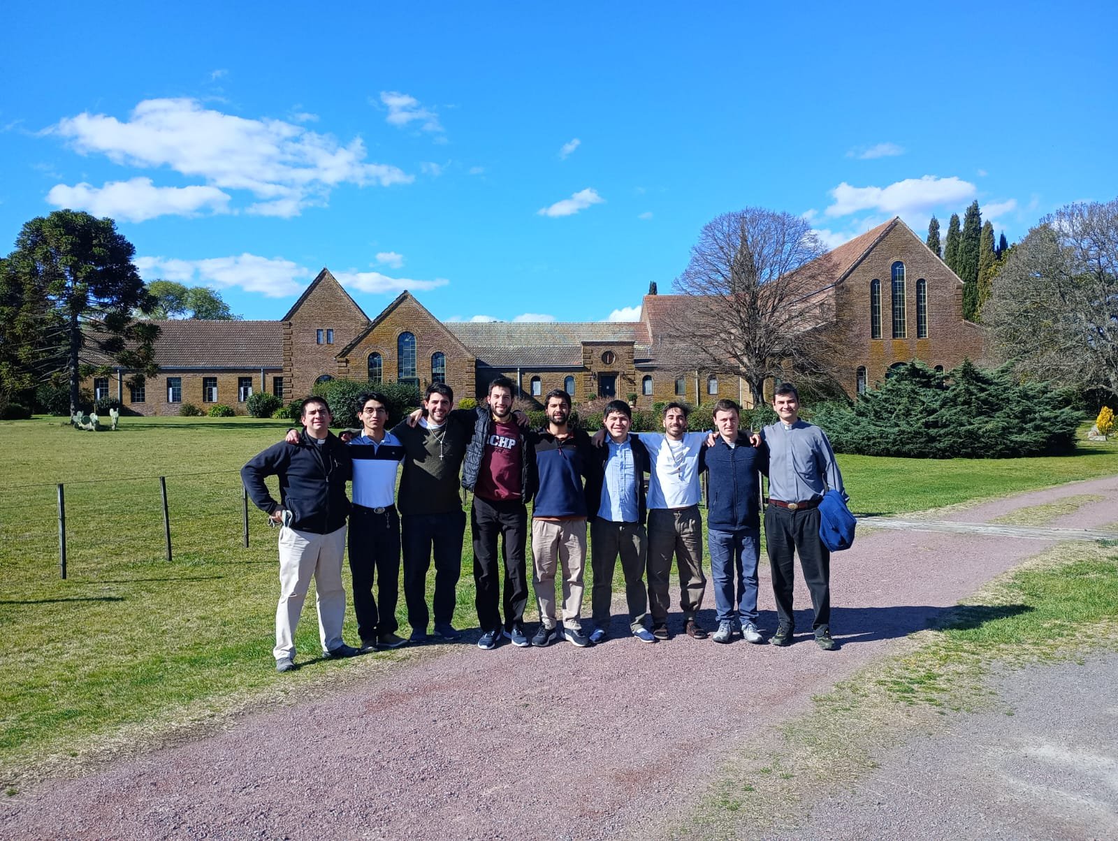 Seminaristas: Retiro Anual en la Trapa de Azul