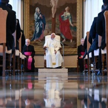 El Papa se reúne con los futuros diplomáticos de la Santa Sede