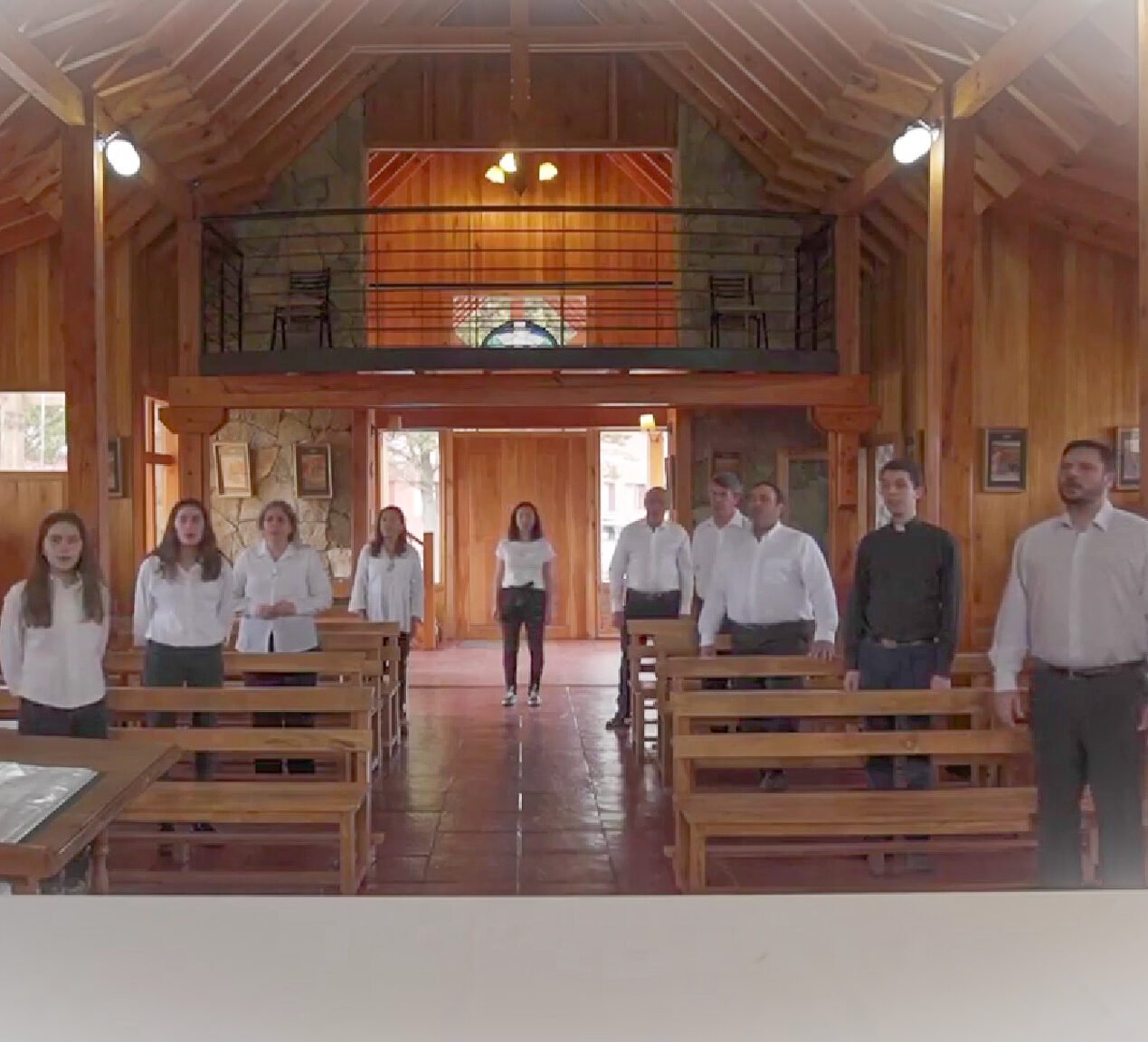 Pentecostés: «Ven Espíritu Divino» por el coro Sagrada Familia de  San Martín de los Andes