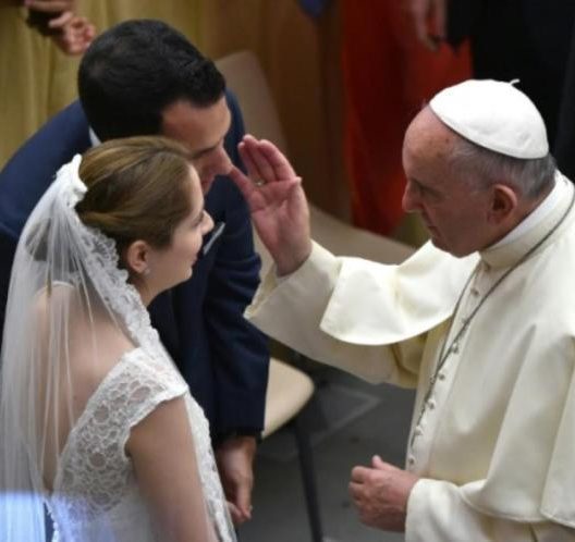 El Vaticano presentó hoy, un «nuevo catecumenado» para el sacramento del matrimonio